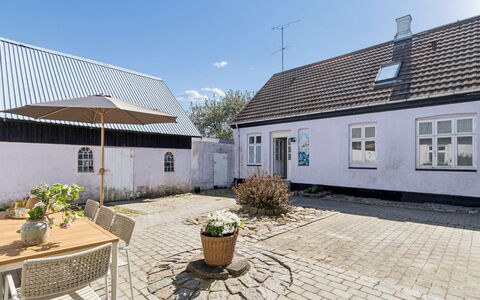 Antonina - 1.5Km from the Sea: Gebouw, Venster, Dak, Huis, Huis, Woongebied, Architectuur, Verblijf, Deur, Menselijke Nederzetting