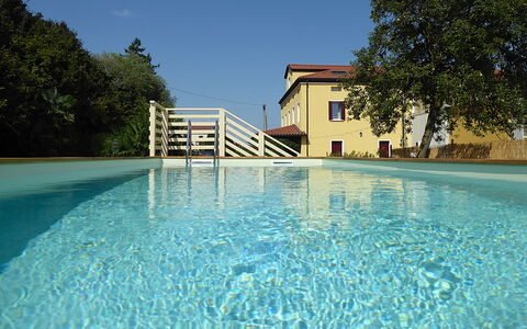 Oasi Casamaras, Brenta River, Wifi, Ac: Zwembad, Samengesteld Materiaal, Toevlucht, Hacienda, Hotel, Villa, Eco Hotel, Backyard, Waterpartij, Badplaats