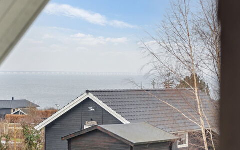 Fentje - 200M from the Sea: Meubilair, Interieur Ontwerp, Flooring, Verdieping, Plafond, Kamer, Stoel, Tafel, Appartement, Keuken En Eettafel