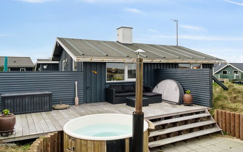 Dolores - 200M from the Sea: Verblijf, Schuur, Hut, Boerderij, Prairie, Keet, Schuur, Blokhut, Garden Gebouwen
