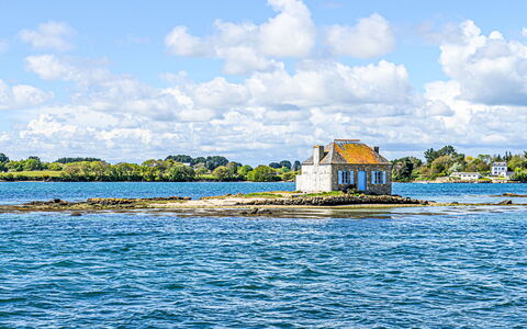 Maison Maison Ty Mad: Water, Watervoorraden, Zwemwater, Waterweg, Kust En Oceanic Landvormen, Waterloop, Meer, Huis, Bank, Zee