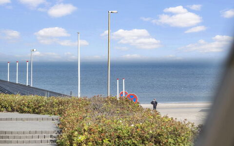 Edin - 100M from the Sea: Lucht, Blauw, Horizon, Zee, Kust, Kust En Oceanic Landvormen, Oceaan, Wolk, Kust, Strand
