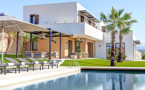 Villa Corallo - Sea Front | By Rocco Forte Villas: Water, Eigendom, Lucht, Gebouw, Fabriek, Boom, Stedelijk Ontwerp, Vrije Tijd, Woongebied, Zwembad