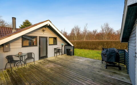 Tjana - 6Km from the Sea: Gras, Grasland, Landschap, Ecoregio, Plain, Plantengemeenschap, Land Lot, Buitenmeubels, Prairie, Shrubland
