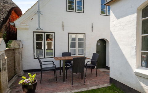 Odeta - 25Km from the Sea: Gras, Grasland, Landschap, Ecoregio, Plain, Plantengemeenschap, Land Lot, Buitenmeubels, Prairie, Shrubland