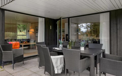 Dix - 900M from the Sea: Dak, Huis, Huis, Verblijf, Deur, Siding, Dek, Veranda, Plank, Hardwood