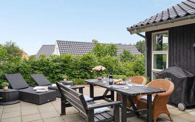 Jörgen - 100M from the Sea