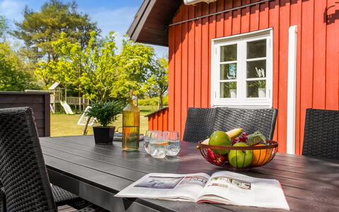 Soile - 12Km from the Sea: Huis, Huis, Dak, Woongebied, Verblijf, Landgoed, Boerderij, Gazon, Landscaping, Siding
