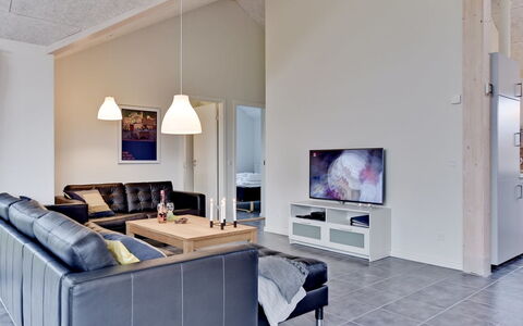 Sada - 12Km from the Sea: Huis, Huis, Dak, Woongebied, Verblijf, Landgoed, Boerderij, Gazon, Landscaping, Siding