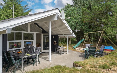 Jannick - 1.5Km from the Sea: Hout, Dak, Architectuur, Huis, Huis, Verblijf, Siding, Hardwood, Helling, Landgoed