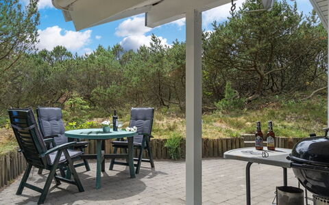Jannick - 1.5Km from the Sea: Hout, Dak, Architectuur, Huis, Huis, Verblijf, Siding, Hardwood, Helling, Landgoed