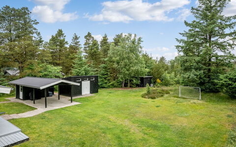 Atla - 2.5Km from the Sea: Land Lot, Tuin, Gazon, Landscaping, Werf, Garden Gebouwen, Park, Backyard, Evergreen