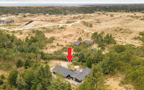Taneli - 2.2Km from the Sea: Dak, Huis, Huis, Siding, Verblijf, Samengesteld Materiaal, Deur, Schuifraam, Landgoed, Schoorsteen