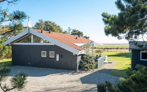 Eltje - 4Km from the Sea: Huis, Dak, Huis, Verblijf, Schuur, Garden Gebouwen, Siding, Werf, Blokhut, Hut