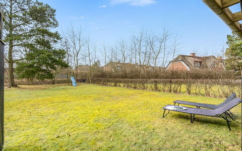 Ragnborg - 900M from the Sea: Gras, Land Lot, Plain, Tuin, Landelijk Gebied, Gazon, Weide, Schaduw, Landscaping, Park