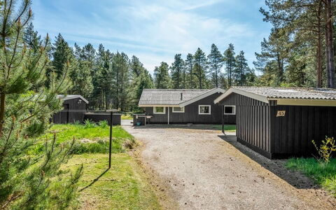 Valpuri - 1.3Km to the Fjord: Boom, Huis, Dak, Huis, Verblijf, Architectuur, Landschap, Land Lot, Landelijk Gebied, Siding
