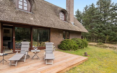 Akeleje - 900M from the Sea