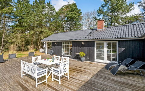 Ufred - 1.3Km to the Fjord: Dak, Huis, Huis, Siding, Verblijf, Samengesteld Materiaal, Deur, Schuifraam, Landgoed, Schoorsteen