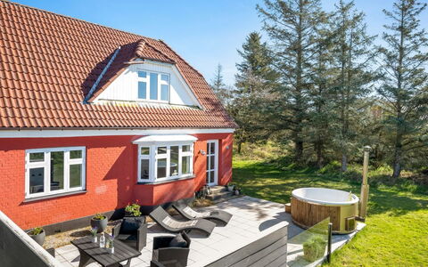 Thorlak - 1Km from the Sea: Huis, Huis, Verblijf, Landgoed, Werf, Boerderij, Siding, Garden Gebouwen, Veranda