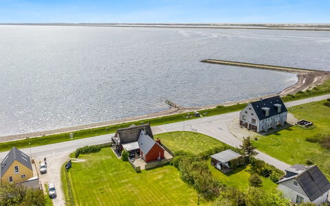 Edvardsine - 20M to the Fjord: Gras, Grasland, Landschap, Ecoregio, Plain, Plantengemeenschap, Land Lot, Buitenmeubels, Prairie, Shrubland