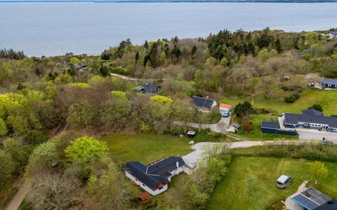 Dwerg - 300M to the Fjord: Huis, Dak, Huis, Verblijf, Schuur, Garden Gebouwen, Siding, Werf, Blokhut, Hut