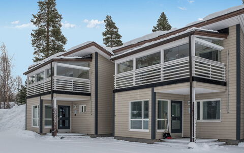 Vuokatinranta Suite 2 B: Siding, Huis, Winter, Freezing, Verblijf, Sneeuw, Balkon, Veranda, Schuifraam