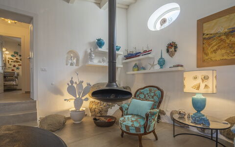 Villa Acquaro, Santa Caterina Dello Ionio, Pool, A: Interieur Ontwerp, Meubilair, Plafond, Flooring, Lichte Inrichting, Verlichting, Verdieping, Huis, Kamer, Woonkamer