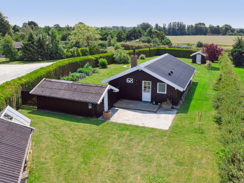 Guthmund - 400M from the Sea