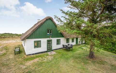 Wandrath - 2Km from the Sea: Huis, Dak, Huis, Verblijf, Schuur, Garden Gebouwen, Siding, Werf, Blokhut, Hut
