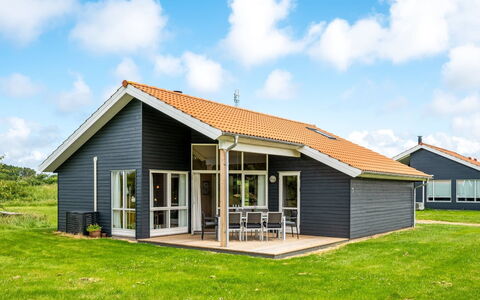 Aurelie - from the Sea: Meubilair, Interieur Ontwerp, Flooring, Verdieping, Plafond, Kamer, Stoel, Tafel, Appartement, Keuken En Eettafel