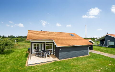 Aurelie - from the Sea: Meubilair, Interieur Ontwerp, Flooring, Verdieping, Plafond, Kamer, Stoel, Tafel, Appartement, Keuken En Eettafel