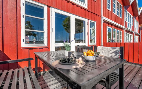 Ethly - 10M from the Sea: Dak, Huis, Deur, Verblijf, Schaduw, Siding, Werf, Landgoed, Backyard