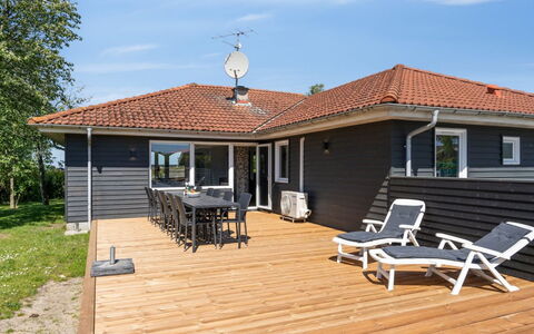 Eunice - 850M from the Sea: Thatching, Verblijf, Huis, Dak, Huis, Boerderij, Hut, Landgoed, Dorp