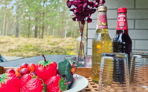 Awa - 800M from the Sea: Tableware, Voedsel, Fruit, Drinkware, Ingrediënt, Produceren, Natuurlijke Voedingsmiddelen
