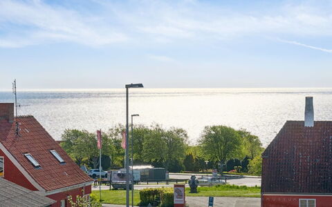 Eicke - 400M from the Sea: Hout, Dak, Architectuur, Huis, Huis, Verblijf, Siding, Hardwood, Helling, Landgoed