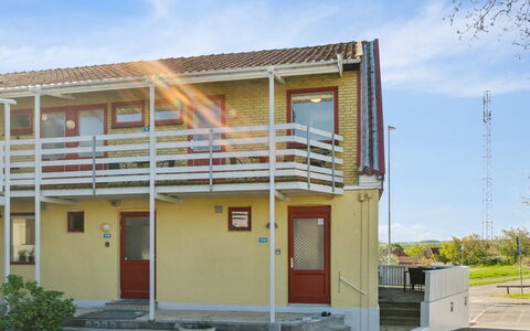 Eicke - 400M from the Sea: Hout, Dak, Architectuur, Huis, Huis, Verblijf, Siding, Hardwood, Helling, Landgoed
