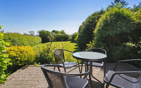 Gerwendil - 17Km from the Sea: Gras, Grasland, Landschap, Ecoregio, Plain, Plantengemeenschap, Land Lot, Buitenmeubels, Prairie, Shrubland