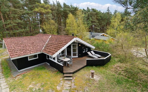 Gertruda - 220M from the Sea: Hout, Dak, Architectuur, Huis, Huis, Verblijf, Siding, Hardwood, Helling, Landgoed