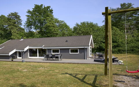 Rudolf - 400M from the Sea: Hout, Dak, Architectuur, Huis, Huis, Verblijf, Siding, Hardwood, Helling, Landgoed