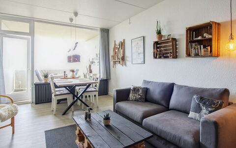 Brynhild - 50M from the Sea: Gras, Grasland, Landschap, Ecoregio, Plain, Plantengemeenschap, Land Lot, Buitenmeubels, Prairie, Shrubland