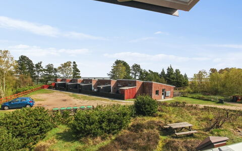 Rufina - 3.5Km from the Sea: Gras, Land Lot, Huis, Groundcover, Landgoed, Tuin, Landscaping, Werf, Oprit, Boerderij