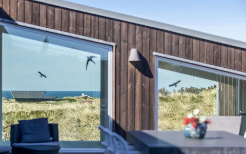 Carit - 450M from the Sea: Hout, Huis, Veranda, Dek, Hardwood, Dak, Beits, Houten Vloer, Eco Hotel