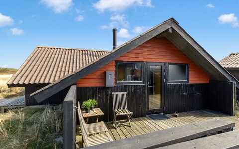 Thorfin - 100M from the Sea: Dak, Huis, Huis, Verblijf, Deur, Siding, Dek, Veranda, Plank, Hardwood