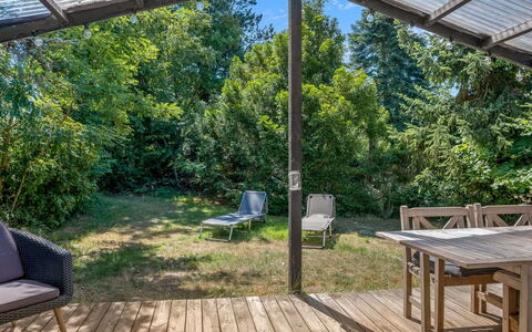 Synnöve - 350M from the Sea: Hout, Struik, Plantengemeenschap, Tuin, Land Lot, Schaduw, Groundcover, Buitenmeubels, Outdoor Structuur