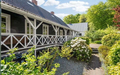Ejnarine - 600M to the Fjord: Dak, Verblijf, Landgoed, Tuin, Boerderij, Werf, Siding, Landscaping, Oprit, Backyard