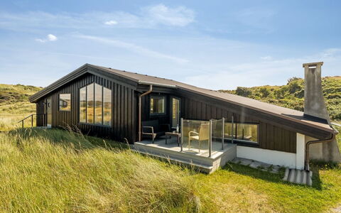 Senija - 334M from the Sea: Hout, Huis, Veranda, Dek, Hardwood, Dak, Beits, Houten Vloer, Eco Hotel