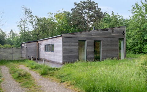 Zezilie - 500M from the Sea: Dak, Huis, Huis, Verblijf, Deur, Siding, Dek, Veranda, Plank, Hardwood
