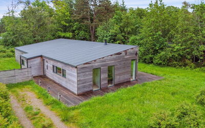 Zezilie - 500M from the Sea