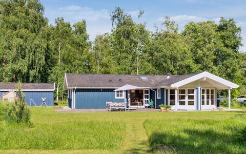 Launo - 1.1Km to the Fjord: Landgoed, Schaduw, Oprit, Boerderij