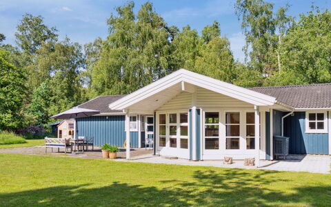 Launo - 1.1Km to the Fjord: Landgoed, Schaduw, Oprit, Boerderij